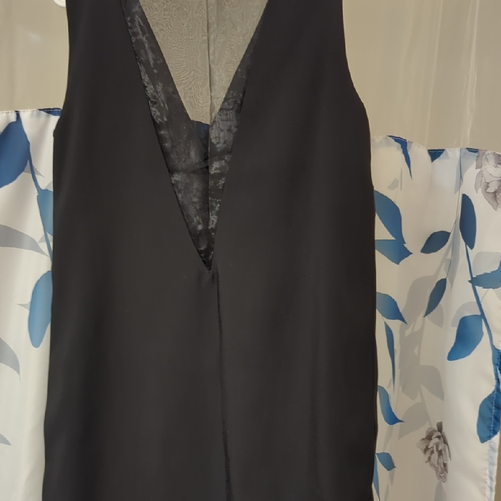 Elegant Black Sleeveless Dress